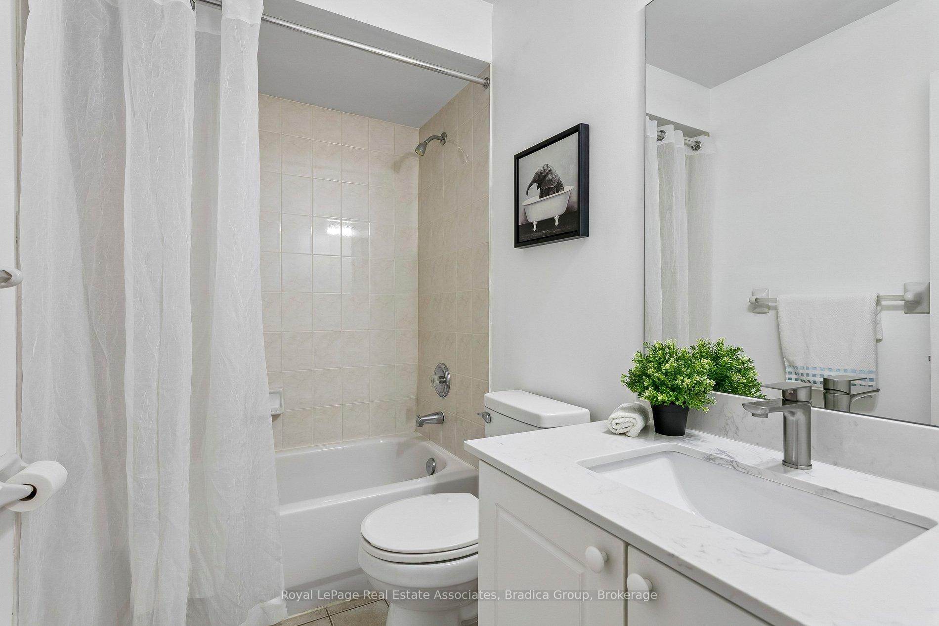 Photo 27 of 3837 Forest Bluff Crescent, Mississauga, Lisgar — HOMEH