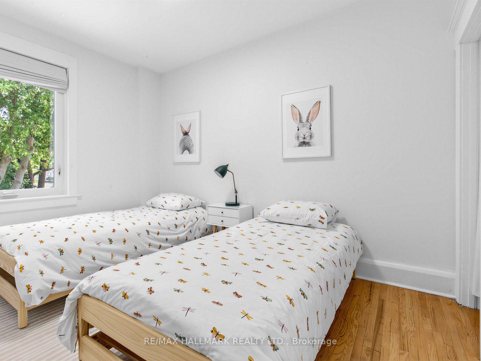 Photo 17 of 147 Chisholm Avenue, Toronto, Woodbine-Lumsden — HOMEH