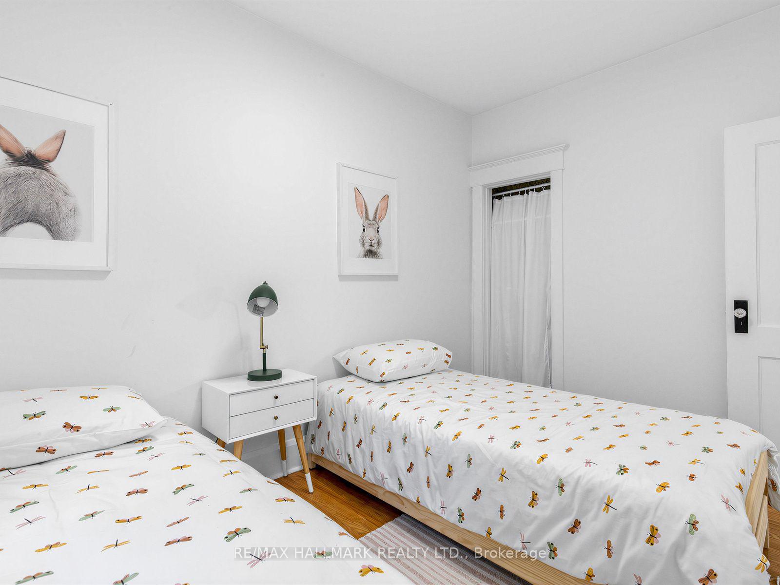 Photo 19 of 147 Chisholm Avenue, Toronto, Woodbine-Lumsden — HOMEH