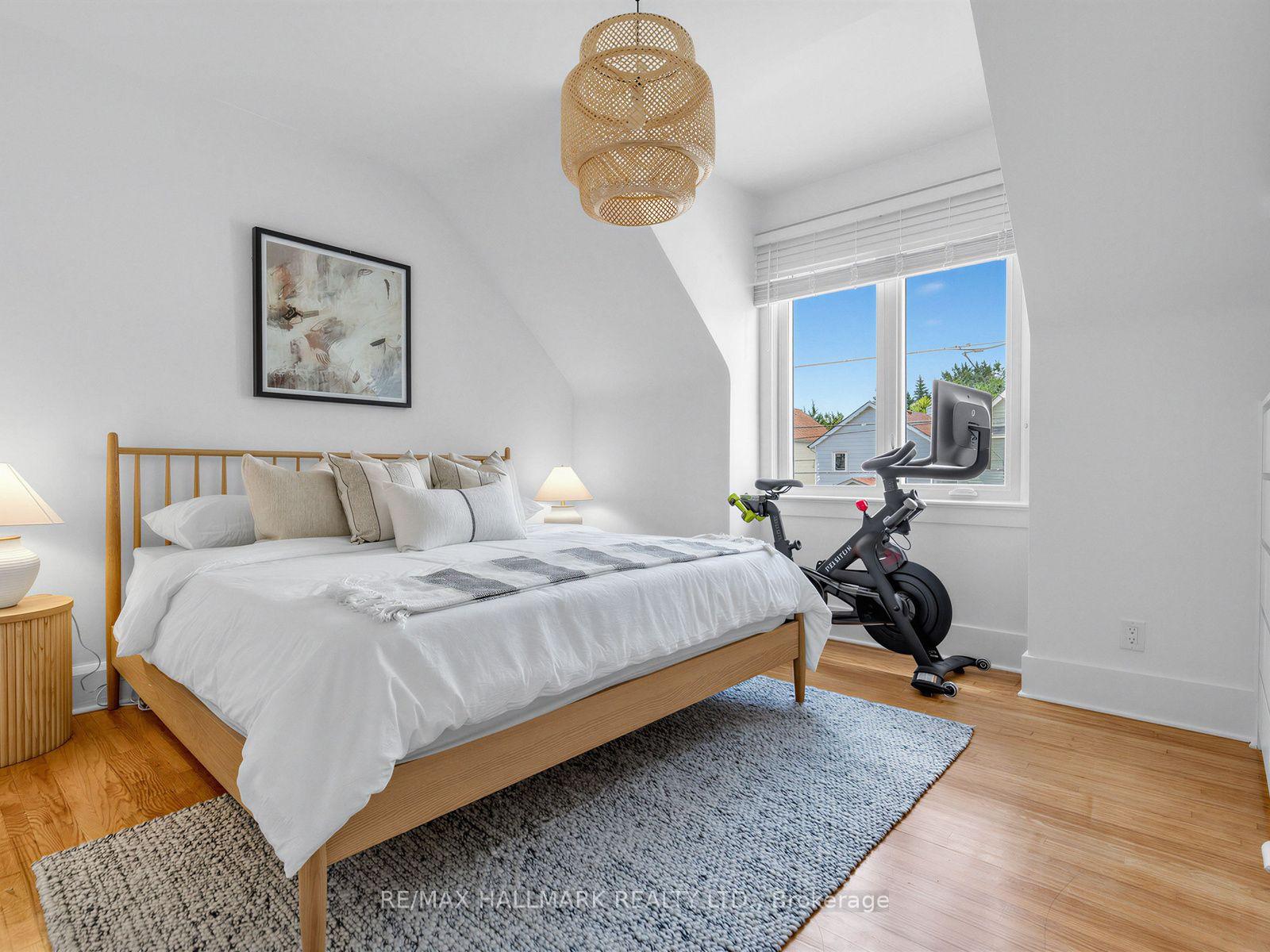 Photo 22 of 147 Chisholm Avenue, Toronto, Woodbine-Lumsden — HOMEH