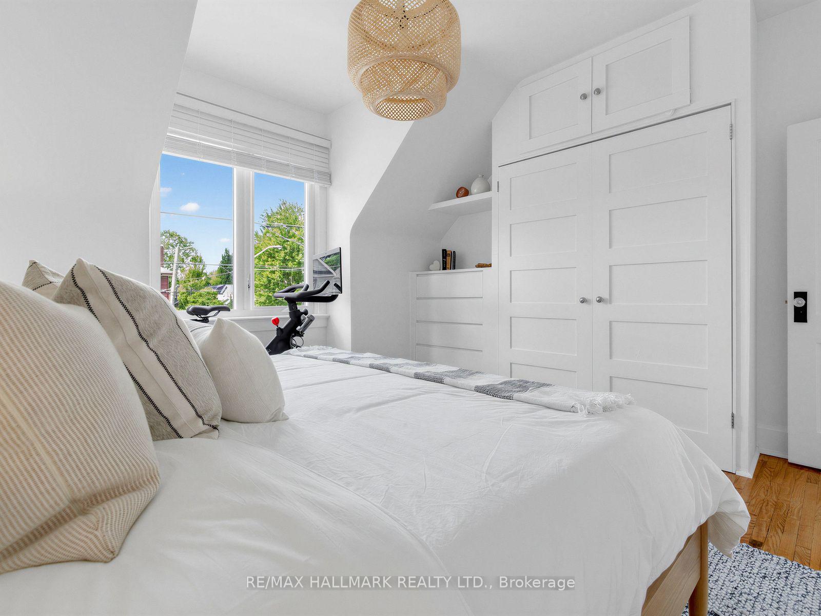Photo 23 of 147 Chisholm Avenue, Toronto, Woodbine-Lumsden — HOMEH