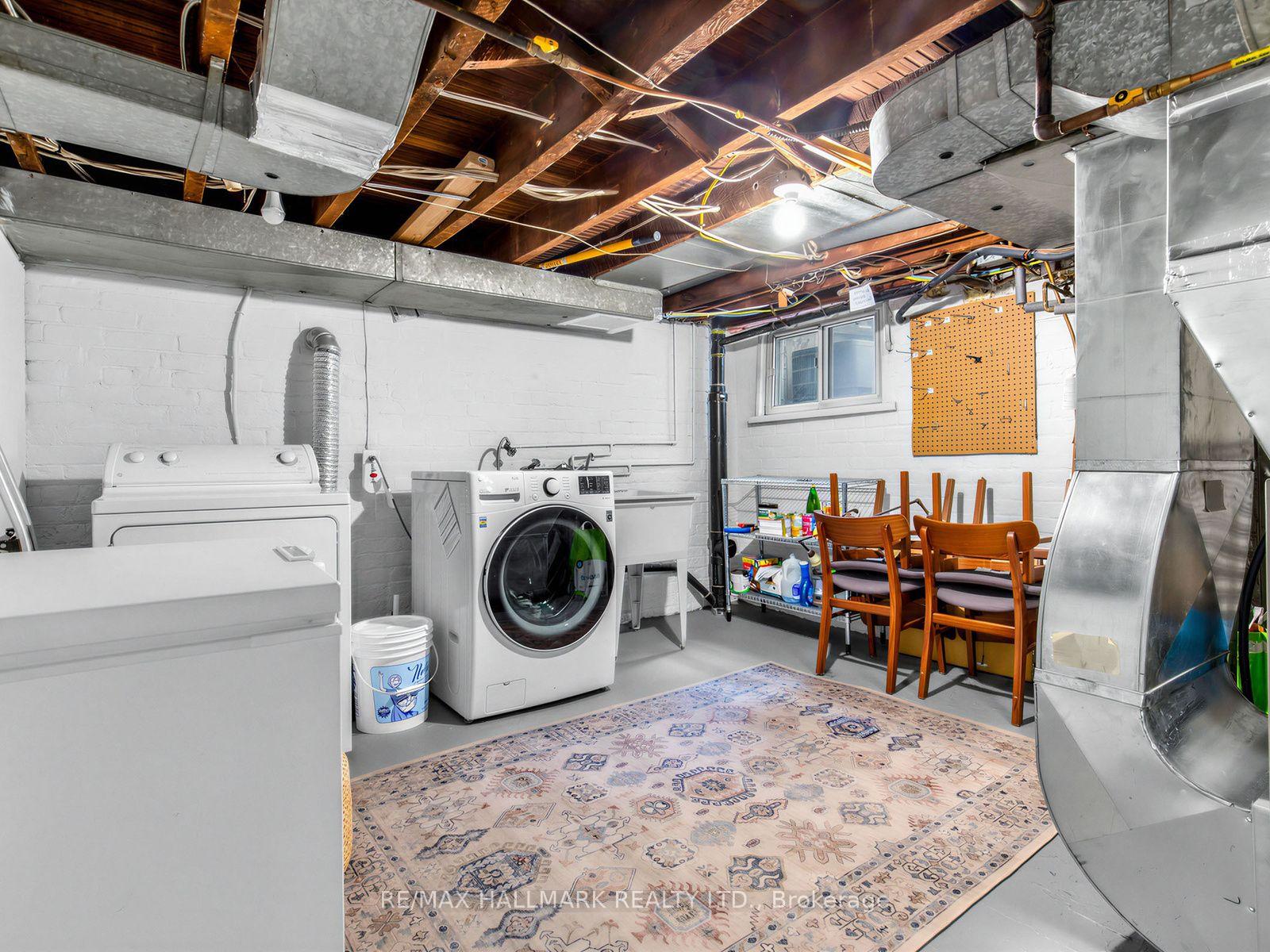 Photo 27 of 147 Chisholm Avenue, Toronto, Woodbine-Lumsden — HOMEH