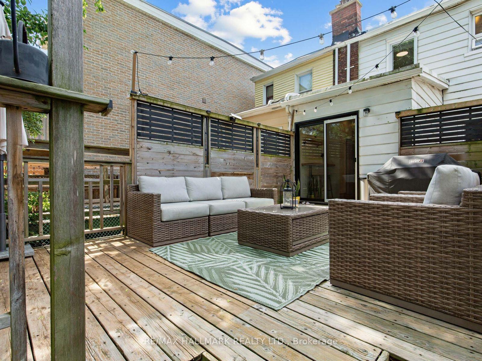 Photo 29 of 147 Chisholm Avenue, Toronto, Woodbine-Lumsden — HOMEH