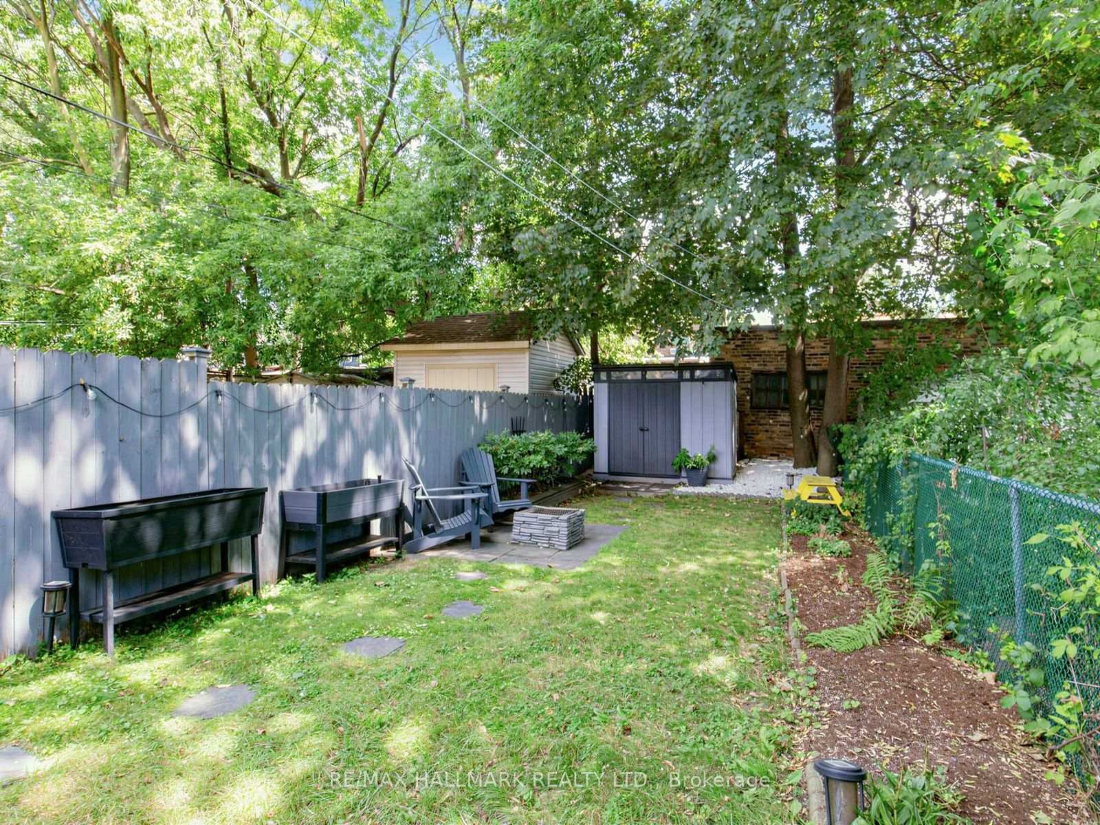 Photo 31 of 147 Chisholm Avenue, Toronto, Woodbine-Lumsden — HOMEH