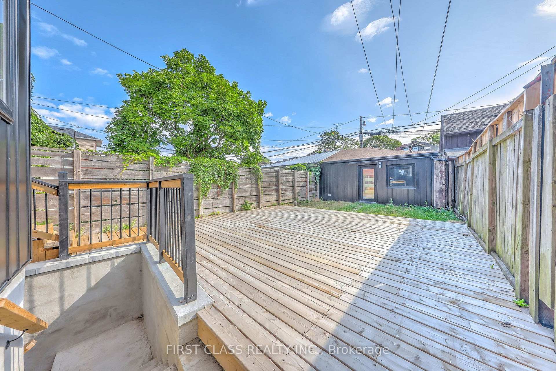 Photo 5 of Unit Basement, 431 Roxton Road, Toronto, Palmerston-Little Italy — HOMEH