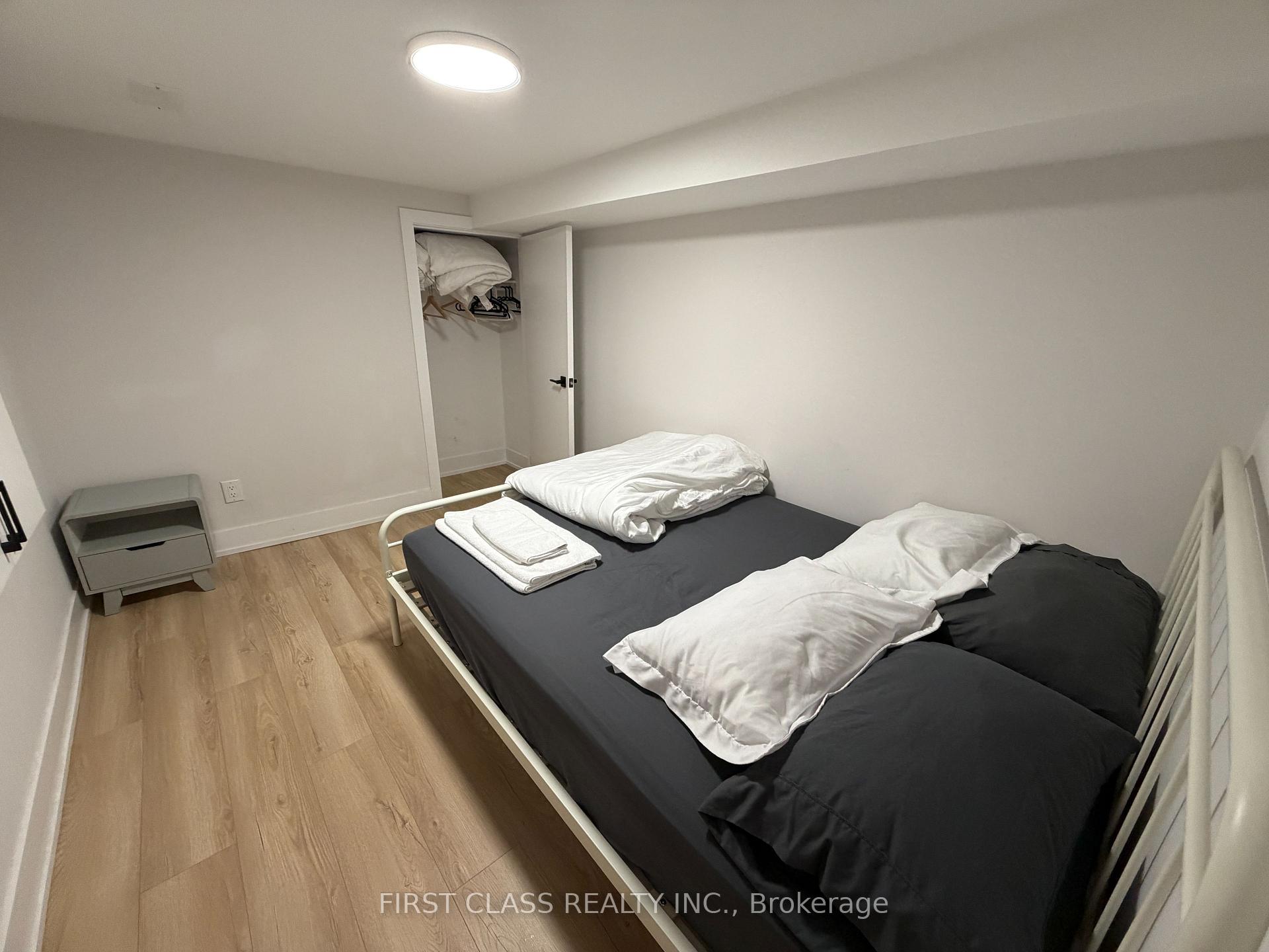 Photo 6 of Unit Basement, 431 Roxton Road, Toronto, Palmerston-Little Italy — HOMEH