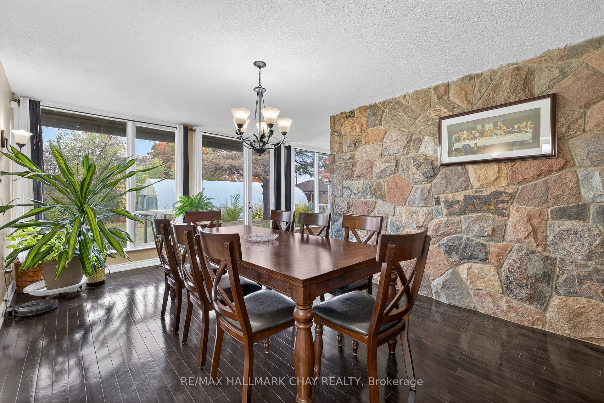 Photo 10 of 39 Highfield Crescent, Georgina, Historic Lakeshore Communities — HOMEH
