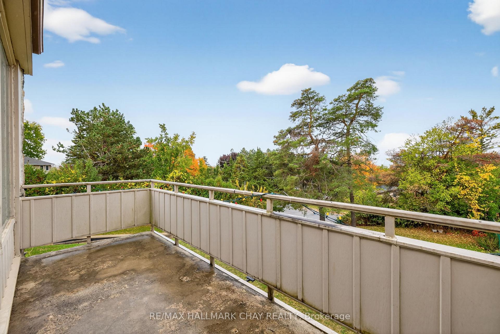 Photo 16 of 39 Highfield Crescent, Georgina, Historic Lakeshore Communities — HOMEH