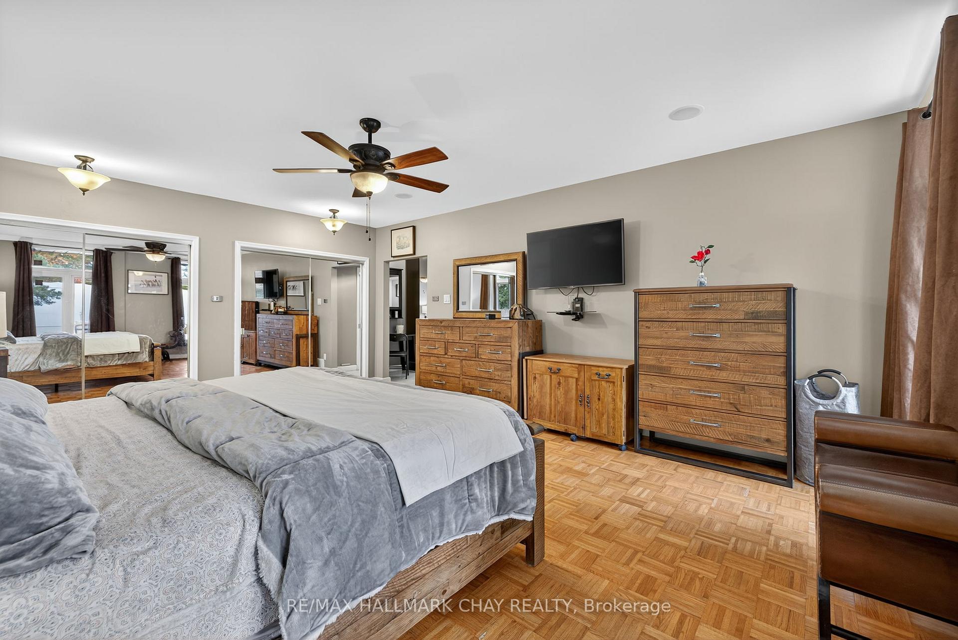 Photo 20 of 39 Highfield Crescent, Georgina, Historic Lakeshore Communities — HOMEH