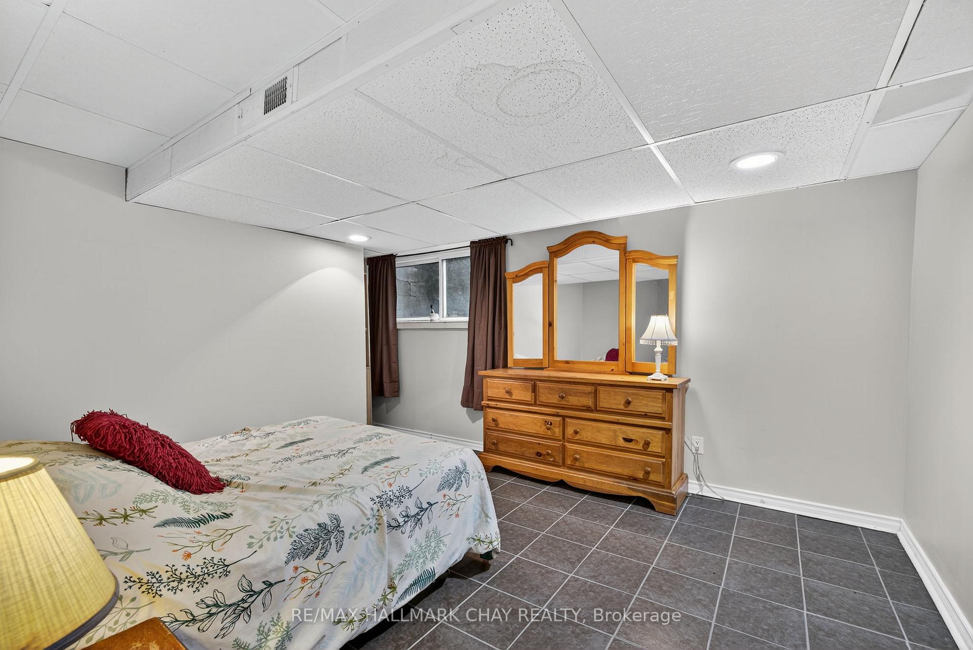Photo 31 of 39 Highfield Crescent, Georgina, Historic Lakeshore Communities — HOMEH
