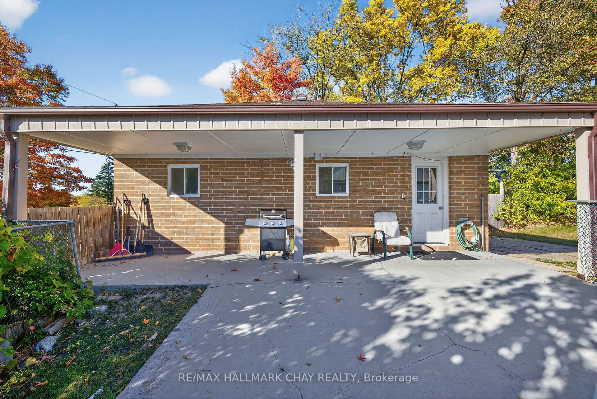 Photo 32 of 39 Highfield Crescent, Georgina, Historic Lakeshore Communities — HOMEH