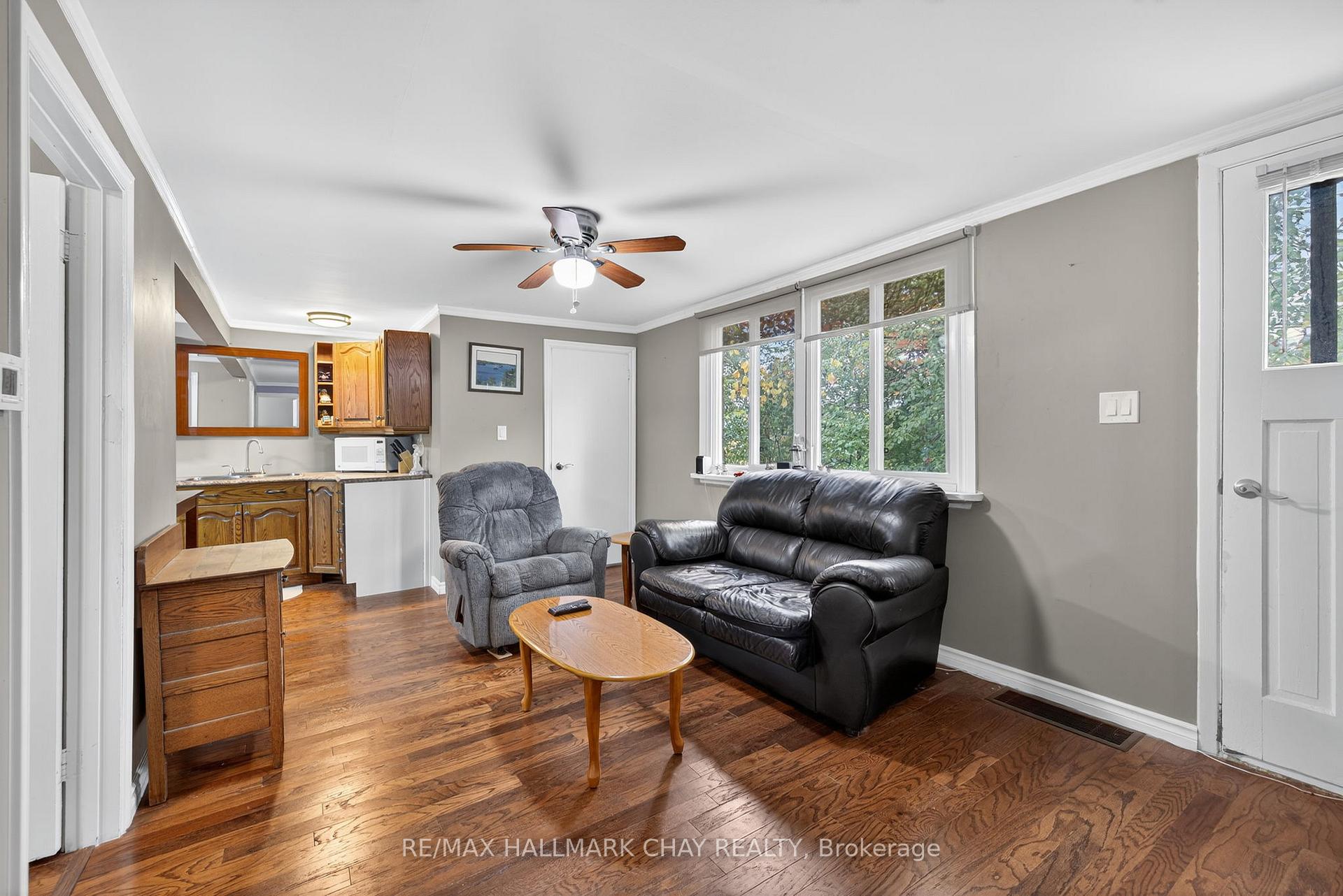 Photo 33 of 39 Highfield Crescent, Georgina, Historic Lakeshore Communities — HOMEH