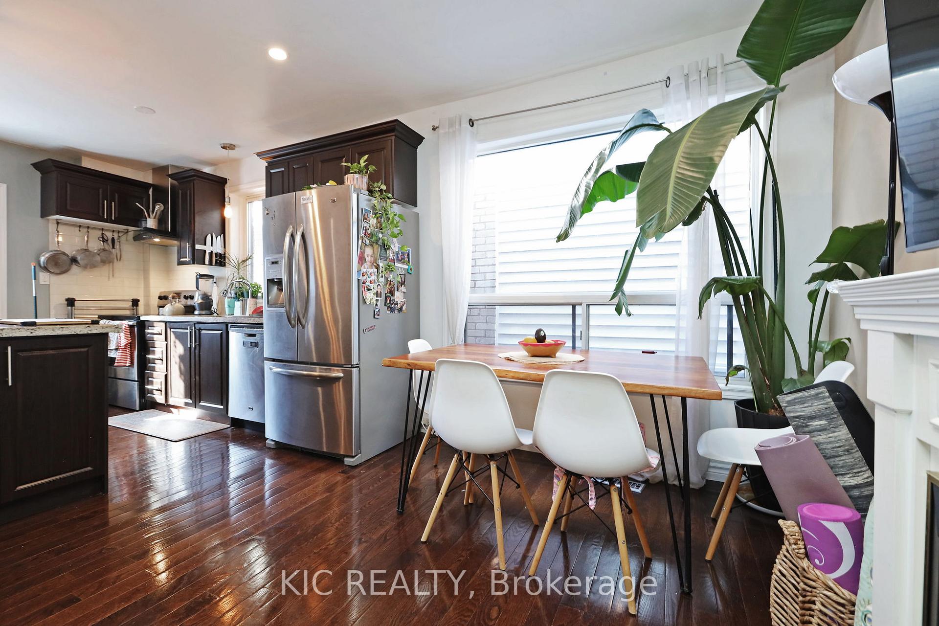 Photo 17 of 20 Ashdale Avenue, Toronto, Greenwood-Coxwell — HOMEH