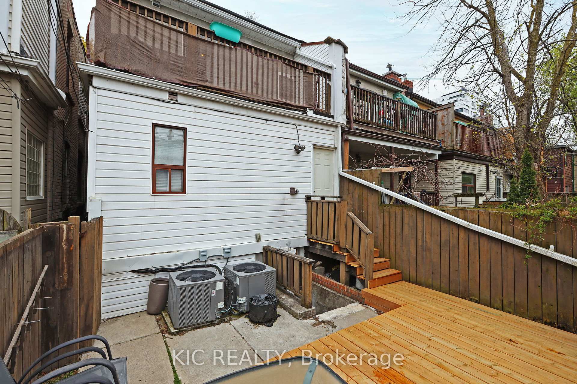 Photo 32 of 20 Ashdale Avenue, Toronto, Greenwood-Coxwell — HOMEH
