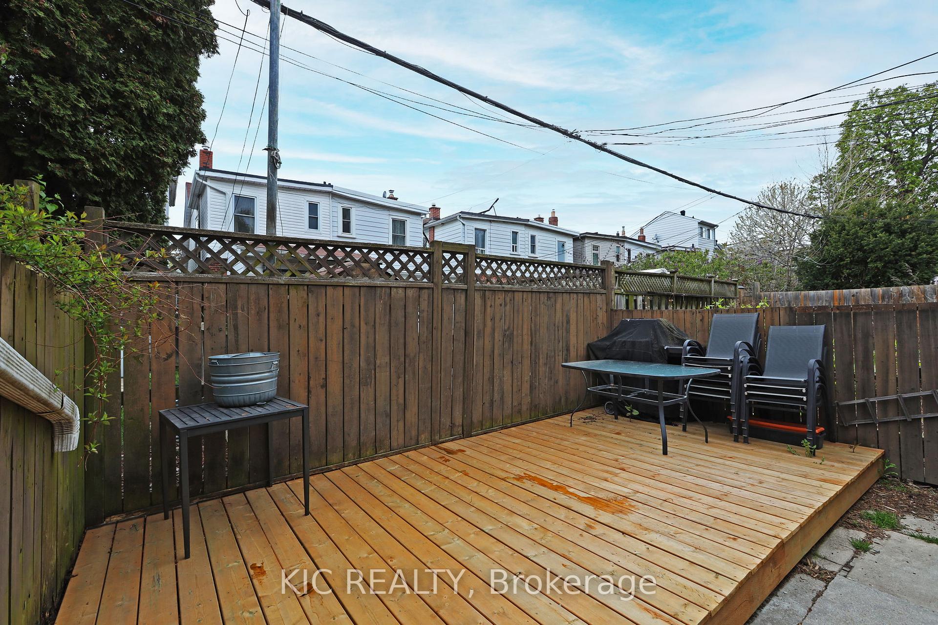 Photo 35 of 20 Ashdale Avenue, Toronto, Greenwood-Coxwell — HOMEH