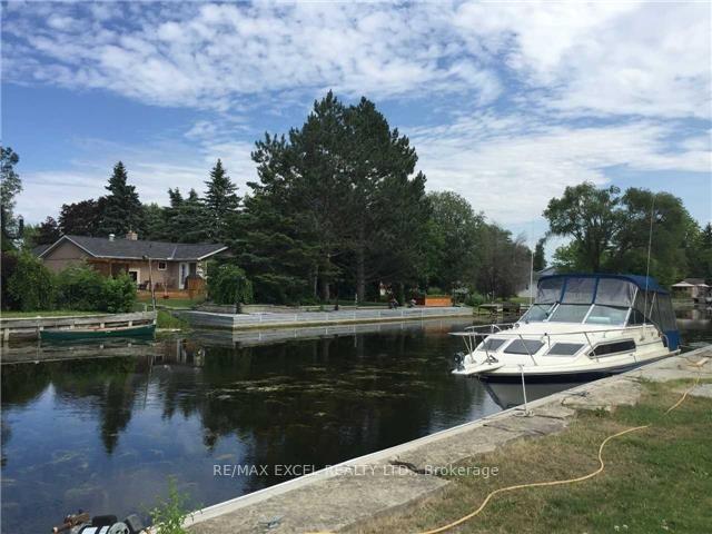 Photo 2 of 45 Bruce Avenue, Georgina, Keswick South — HOMEH