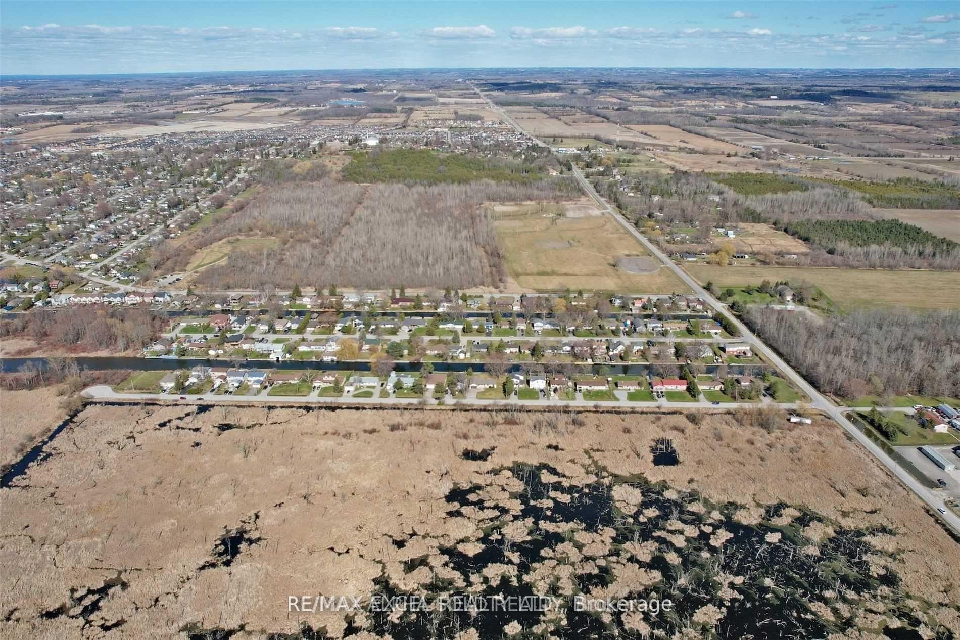 Photo 15 of 45 Bruce Avenue, Georgina, Keswick South — HOMEH