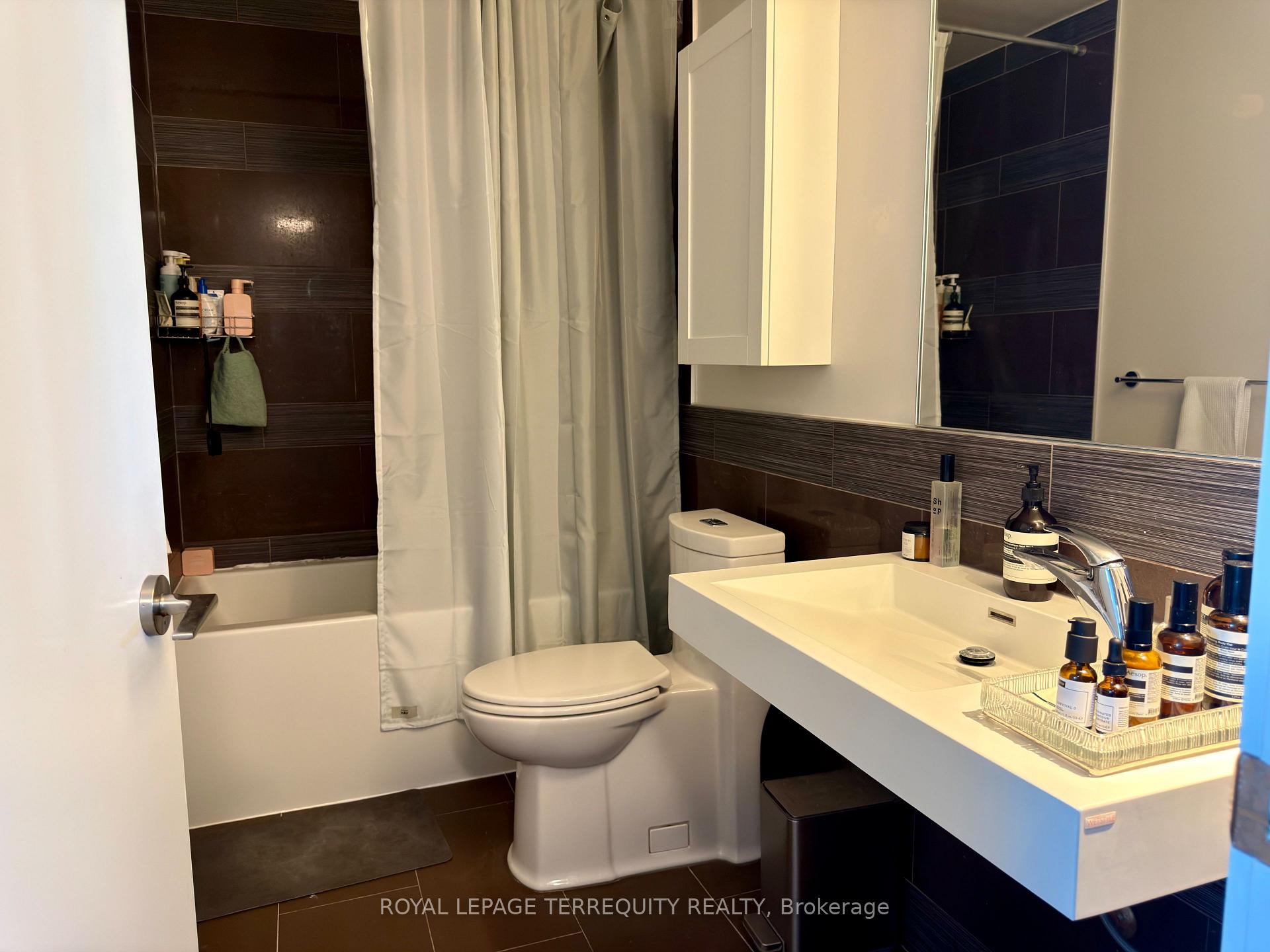 Photo 18 of Unit 1809, 390 Cherry Street, Toronto, Waterfront Communities — HOMEH