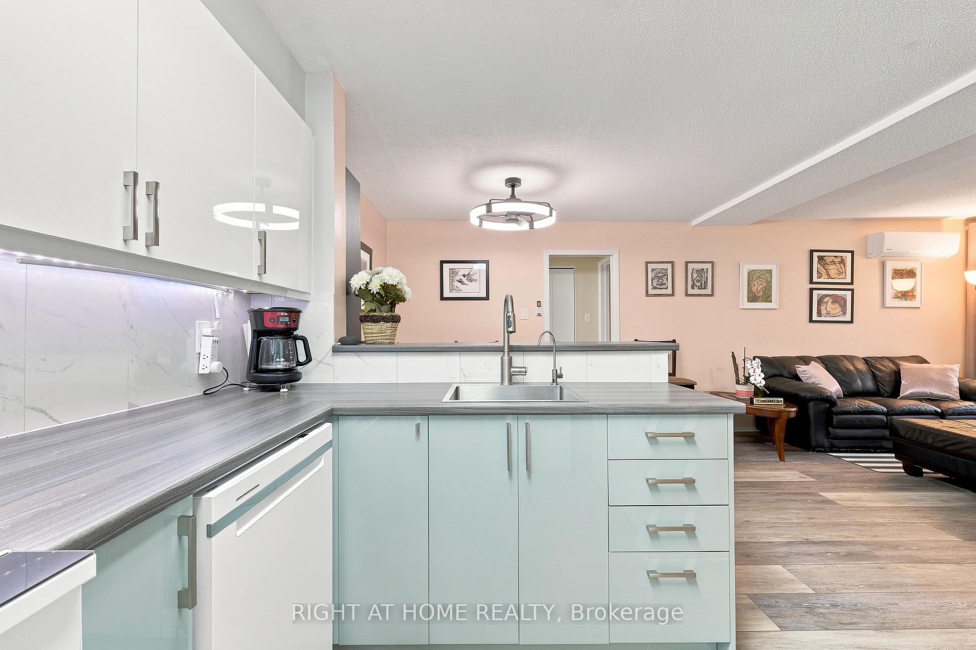 Photo 9 of Unit 112, 1750 Marsala Crescent, Ottawa, Fallingbrook/Pineridge — HOMEH
