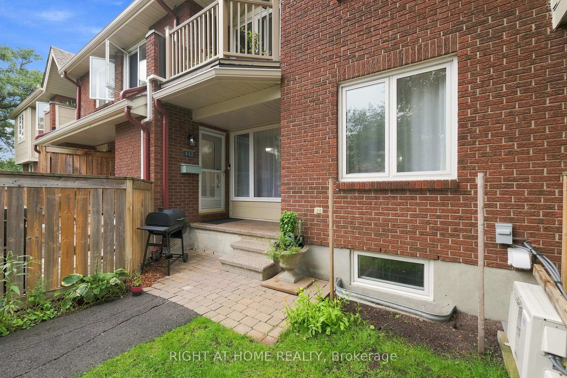 Photo 16 of Unit 112, 1750 Marsala Crescent, Ottawa, Fallingbrook/Pineridge — HOMEH