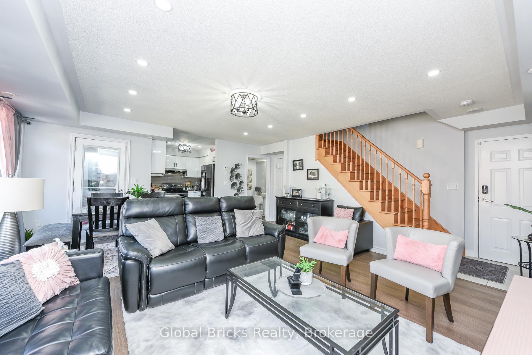 Photo 4 of Unit 157, 200 Veterans Drive, Brampton, Northwest Brampton — HOMEH