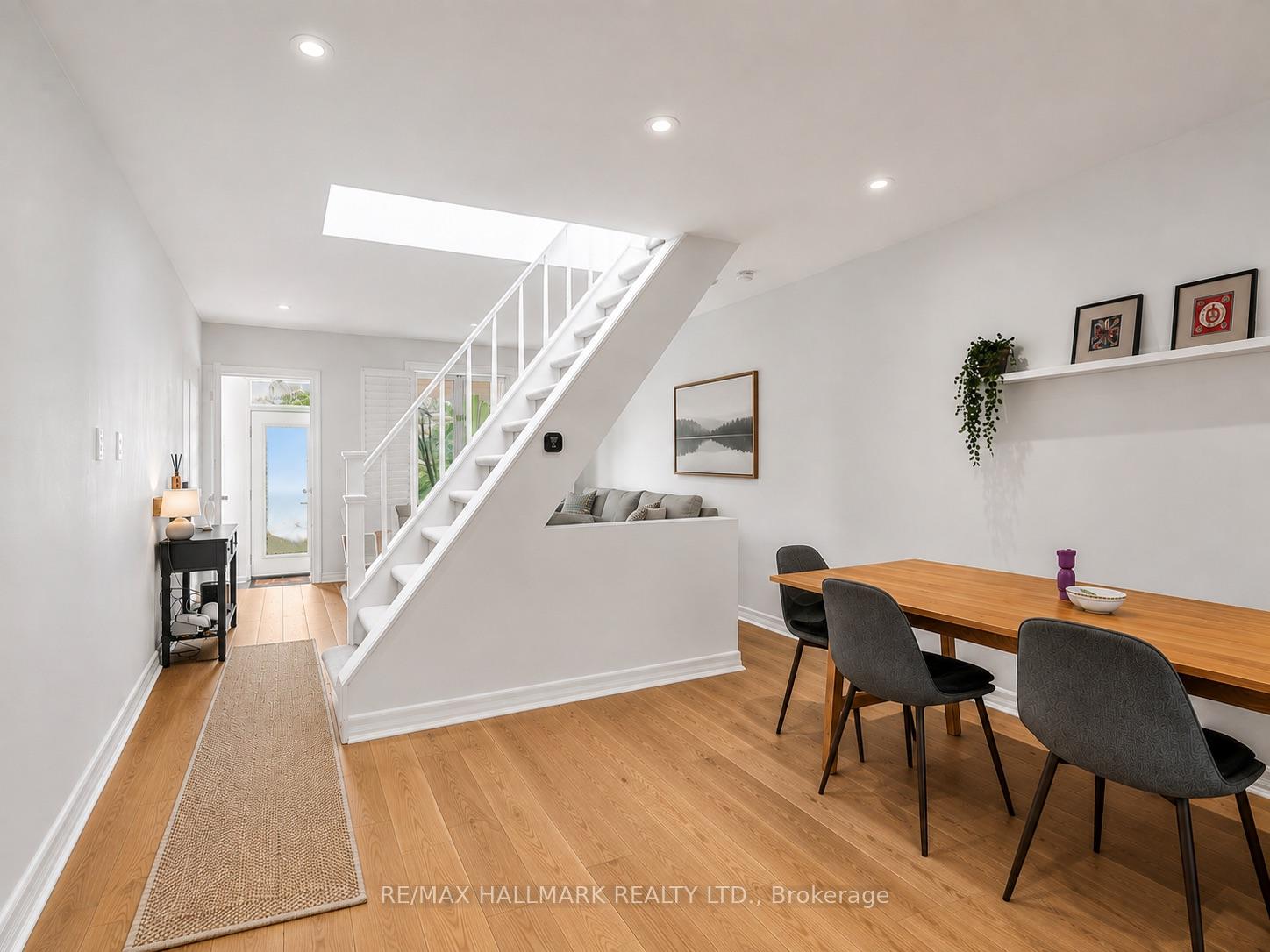 Photo 9 of 40 Corley Avenue, Toronto, East End-Danforth — HOMEH