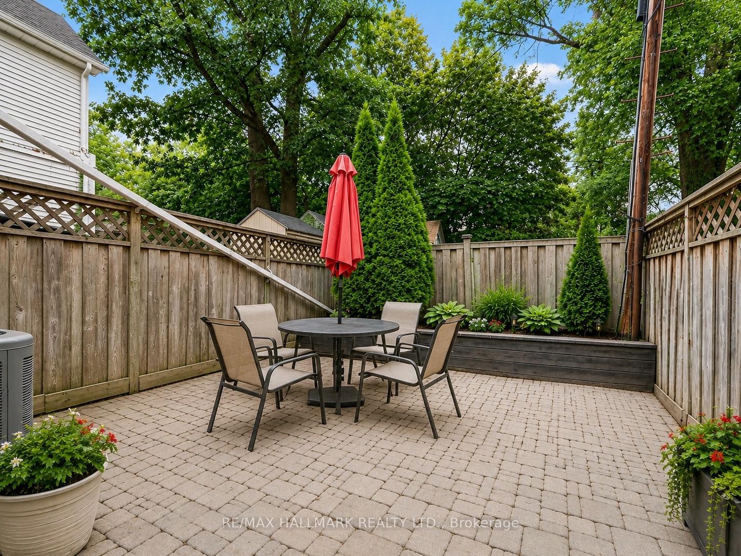 Photo 24 of 40 Corley Avenue, Toronto, East End-Danforth — HOMEH