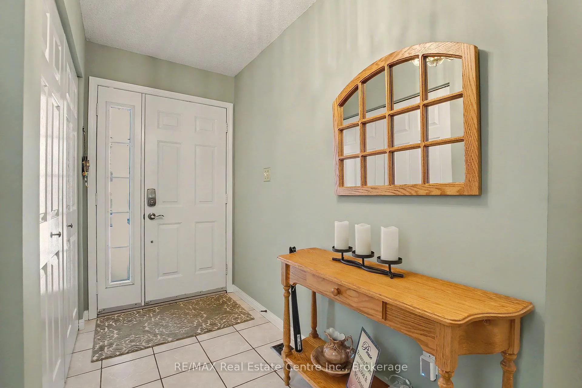 Photo 5 of 252 Keewatin Avenue, Kitchener — HOMEH