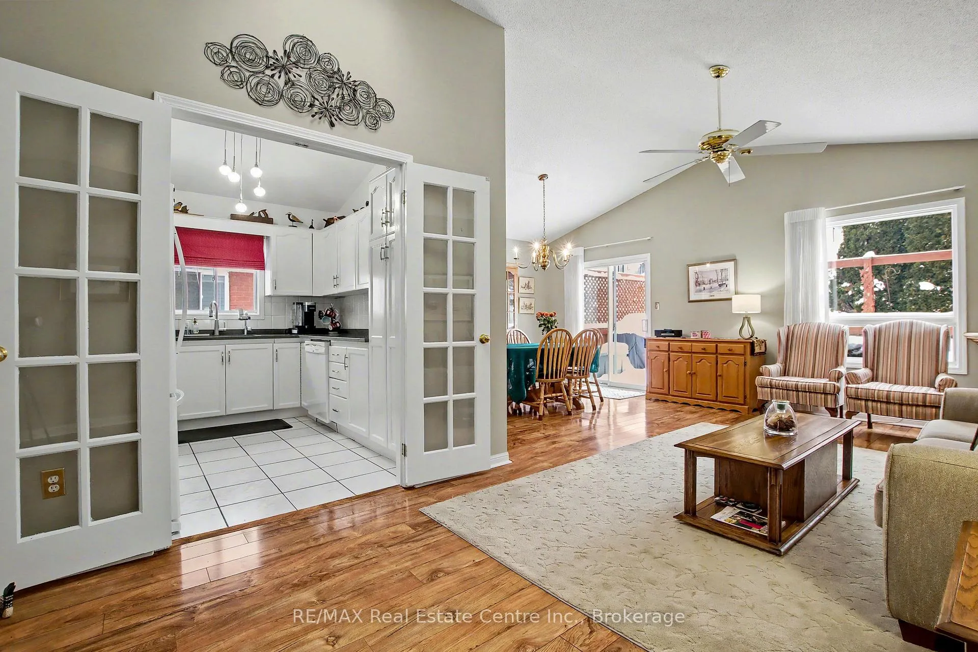 Photo 6 of 252 Keewatin Avenue, Kitchener — HOMEH