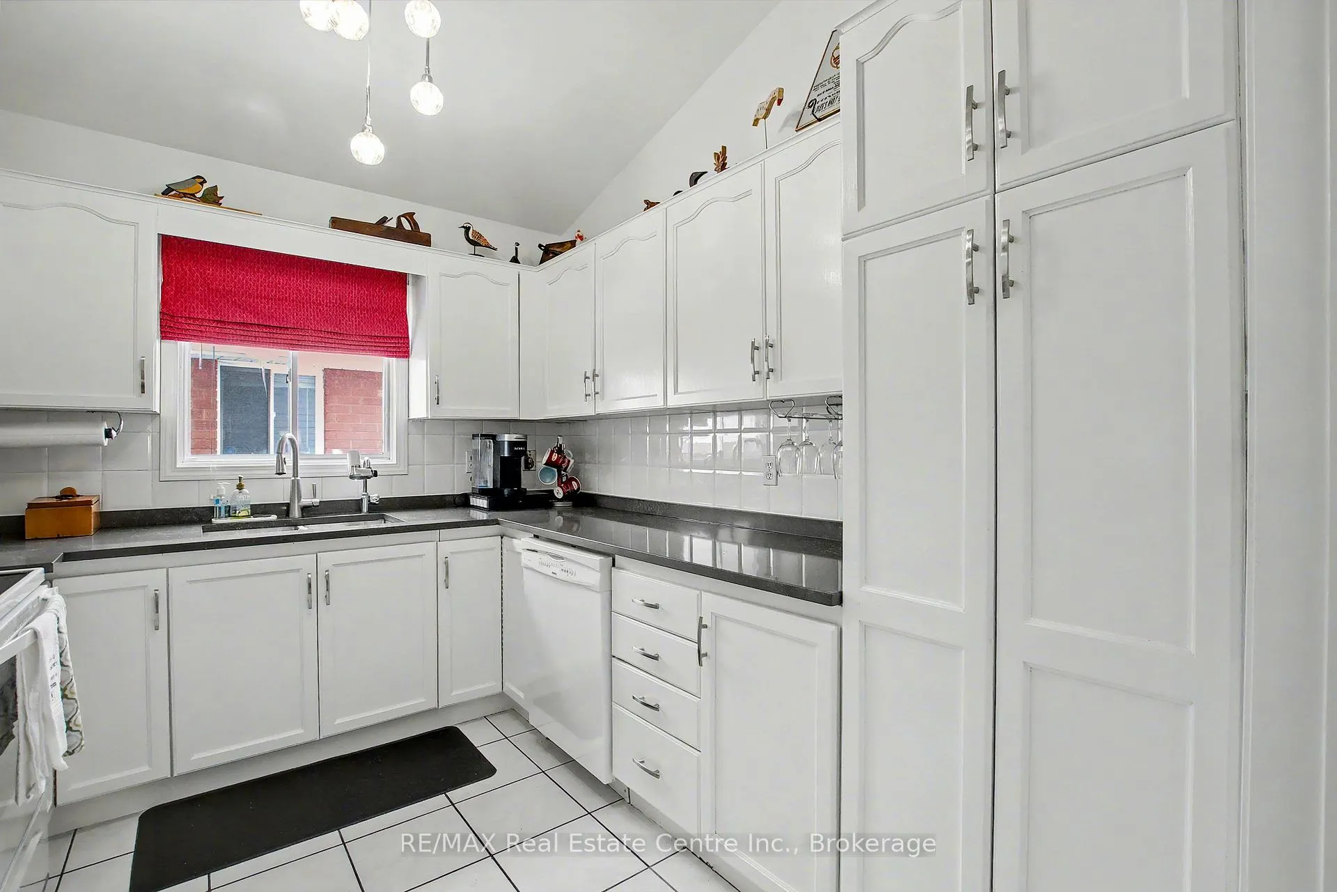 Photo 12 of 252 Keewatin Avenue, Kitchener — HOMEH