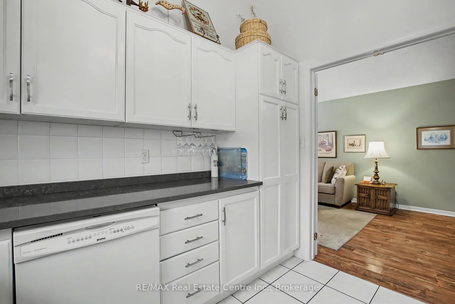 Photo 15 of 252 Keewatin Avenue, Kitchener — HOMEH