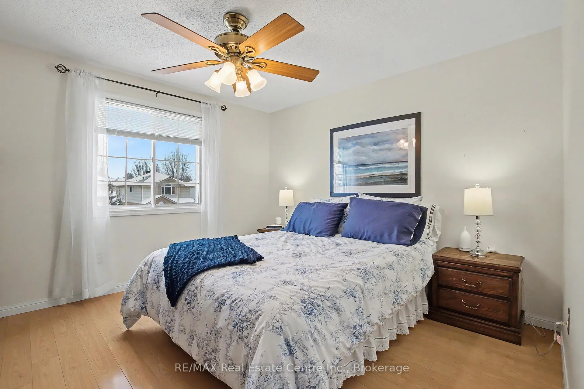 Photo 20 of 252 Keewatin Avenue, Kitchener — HOMEH