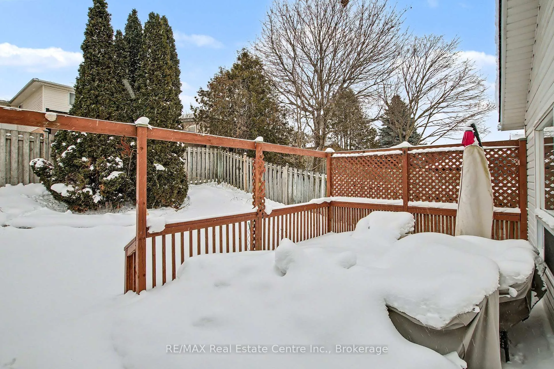 Photo 28 of 252 Keewatin Avenue, Kitchener — HOMEH