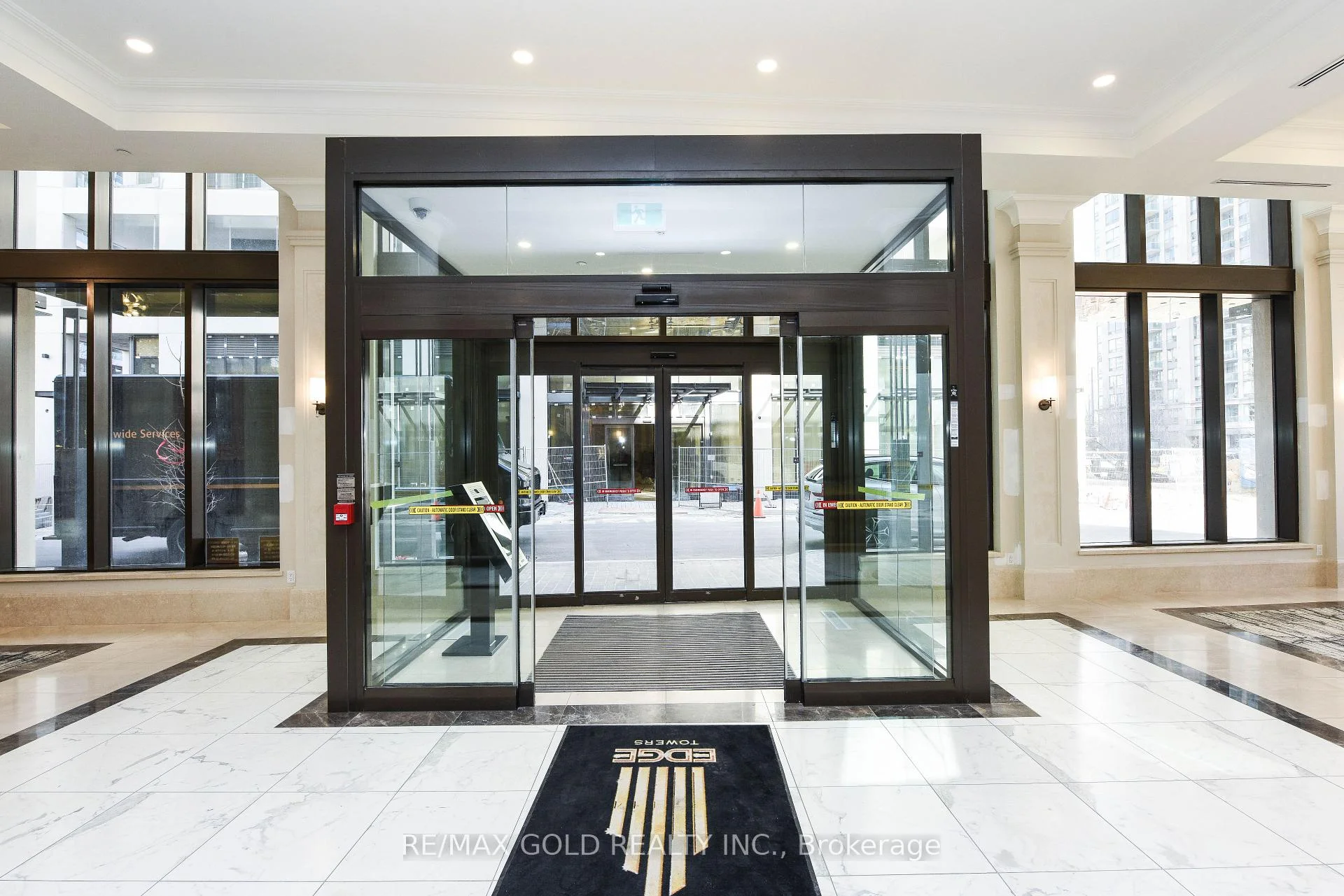 Photo 9 of Unit 3209, 36 Elm Drive, Mississauga, City Centre — HOMEH