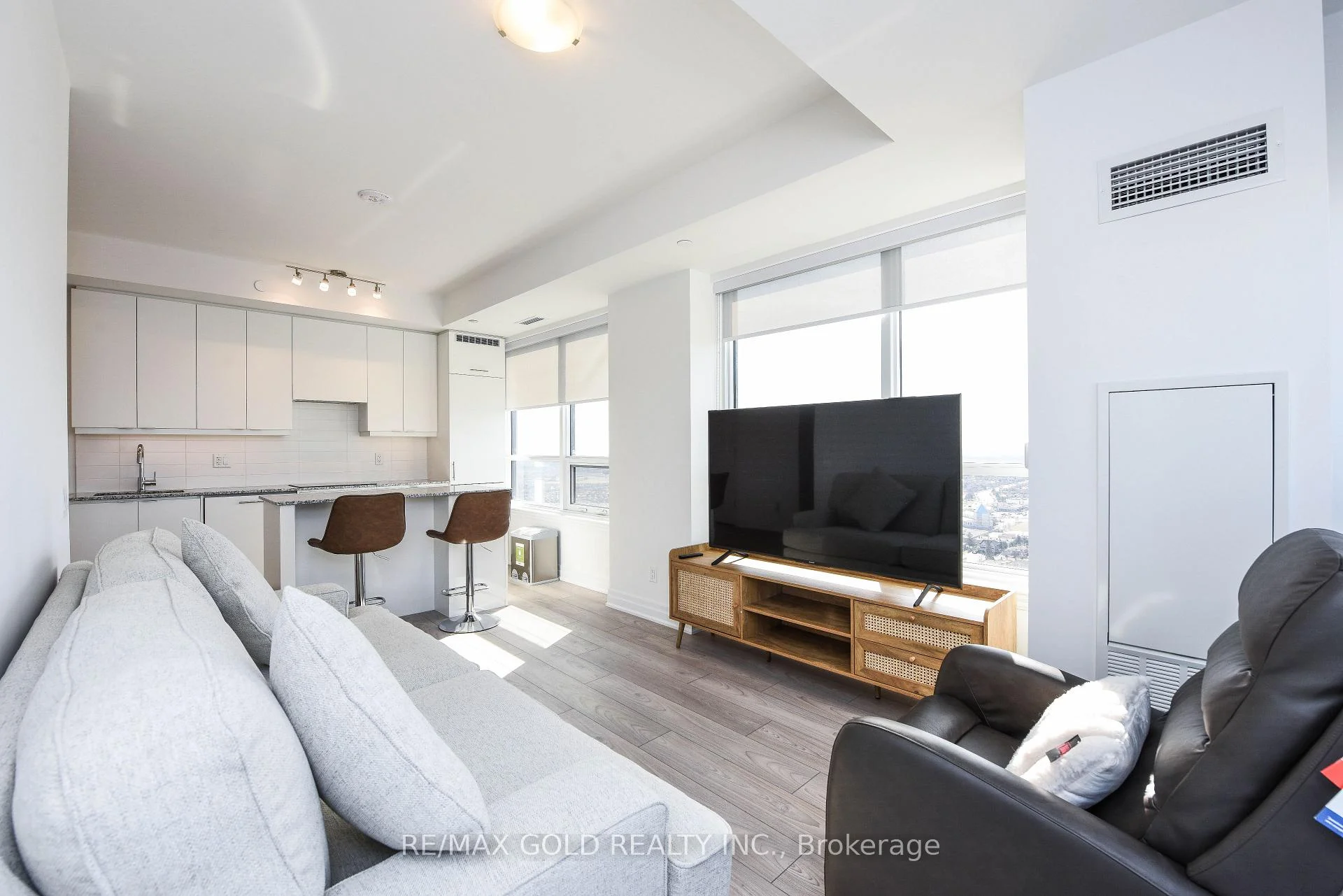 Photo 20 of Unit 3209, 36 Elm Drive, Mississauga, City Centre — HOMEH