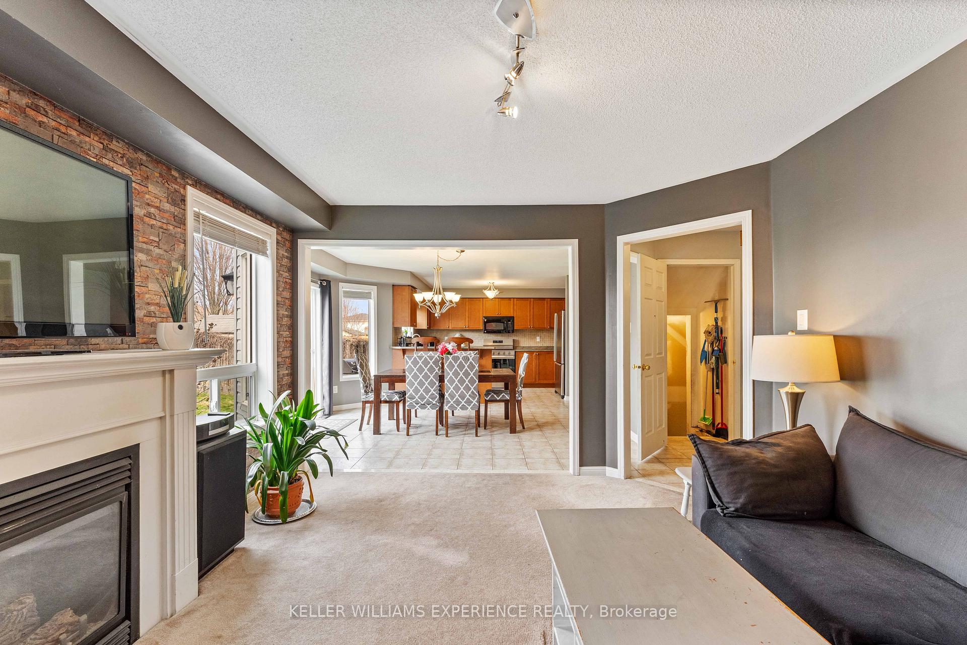 Photo 15 of 39 Stonemount Crescent, Essa, Angus — HOMEH