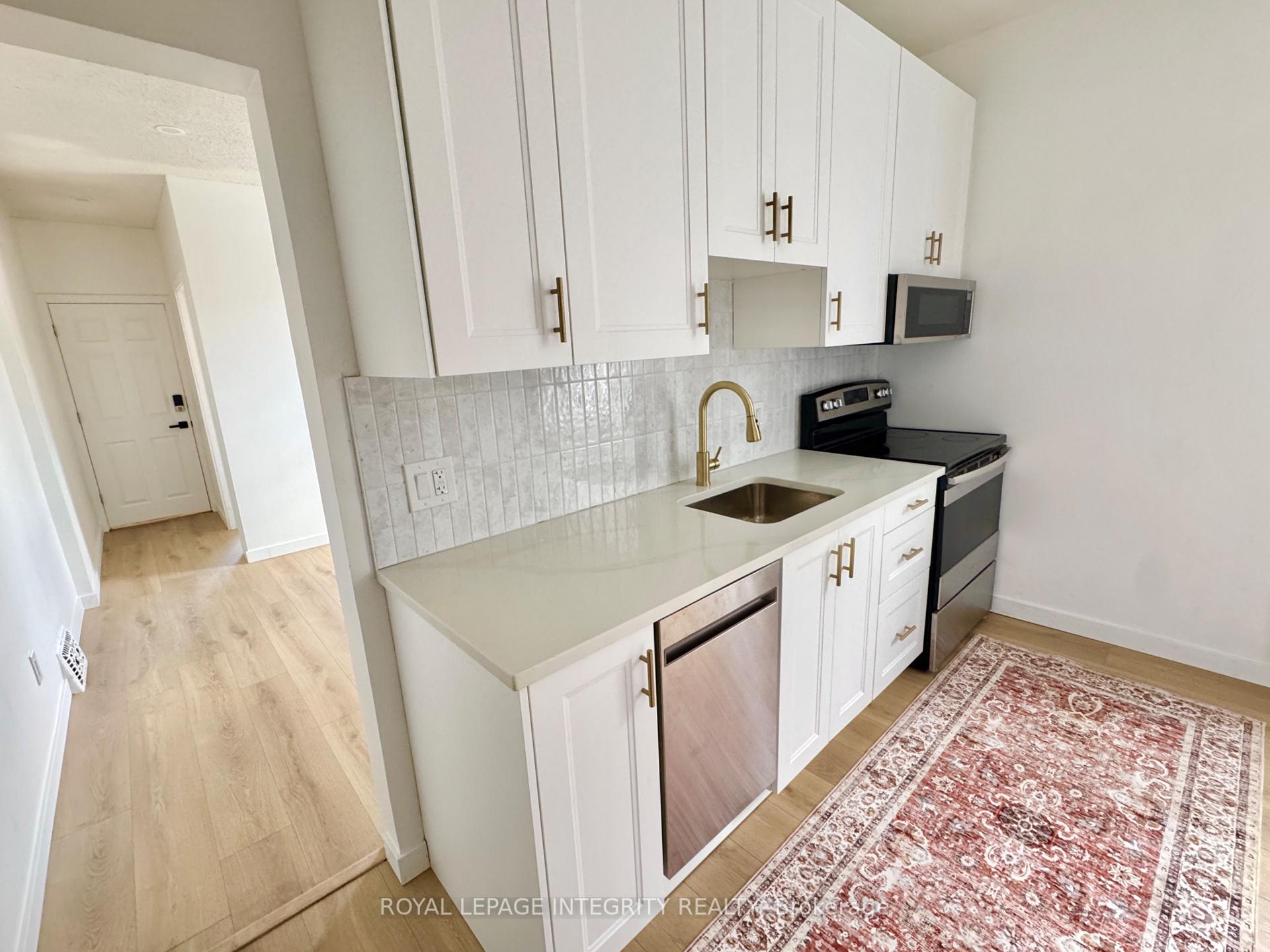 Photo 1 of Unit 1, 920 Gladstone Avenue, Ottawa, West Centre Town — HOMEH
