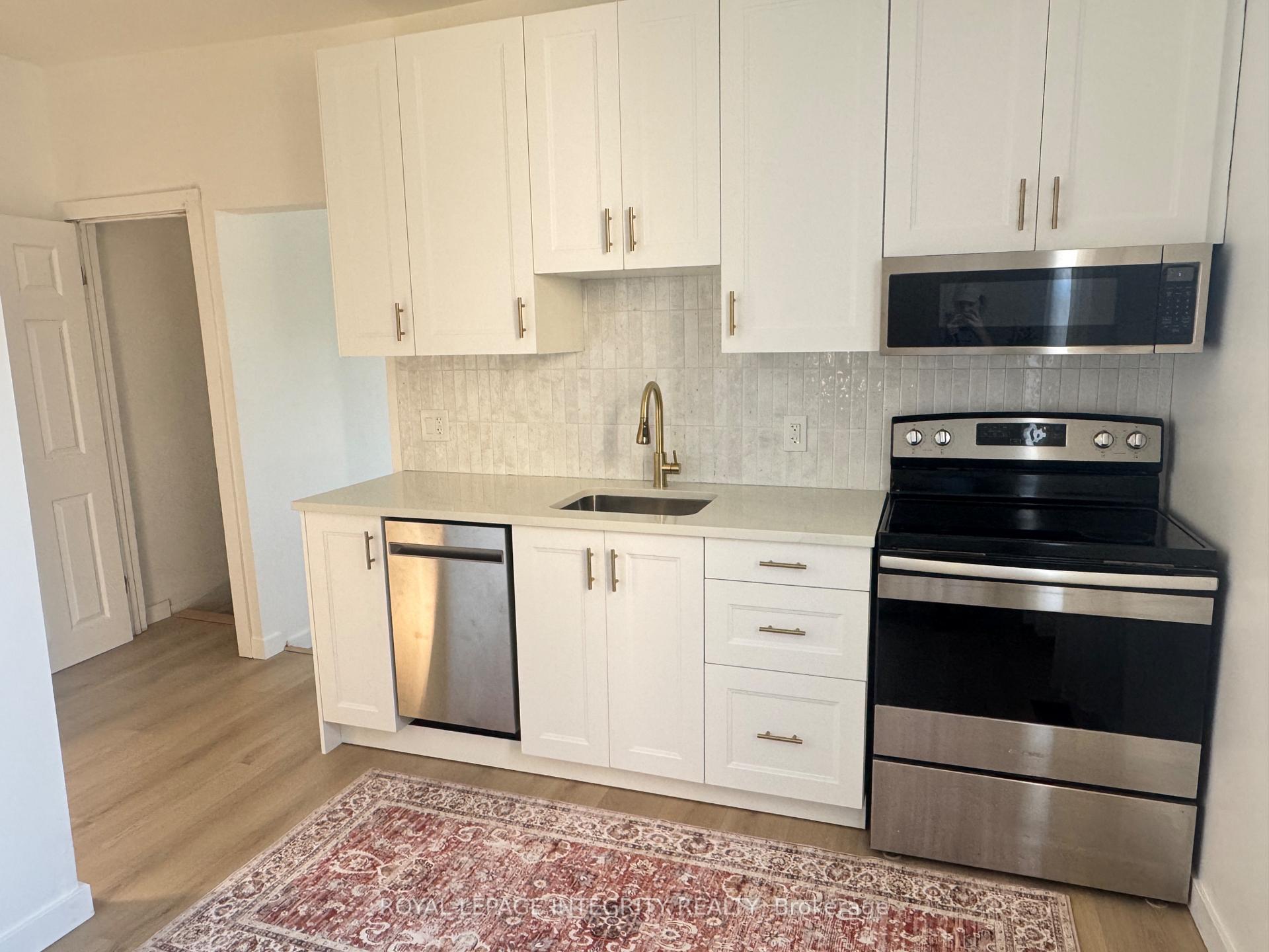 Photo 5 of Unit 1, 920 Gladstone Avenue, Ottawa, West Centre Town — HOMEH