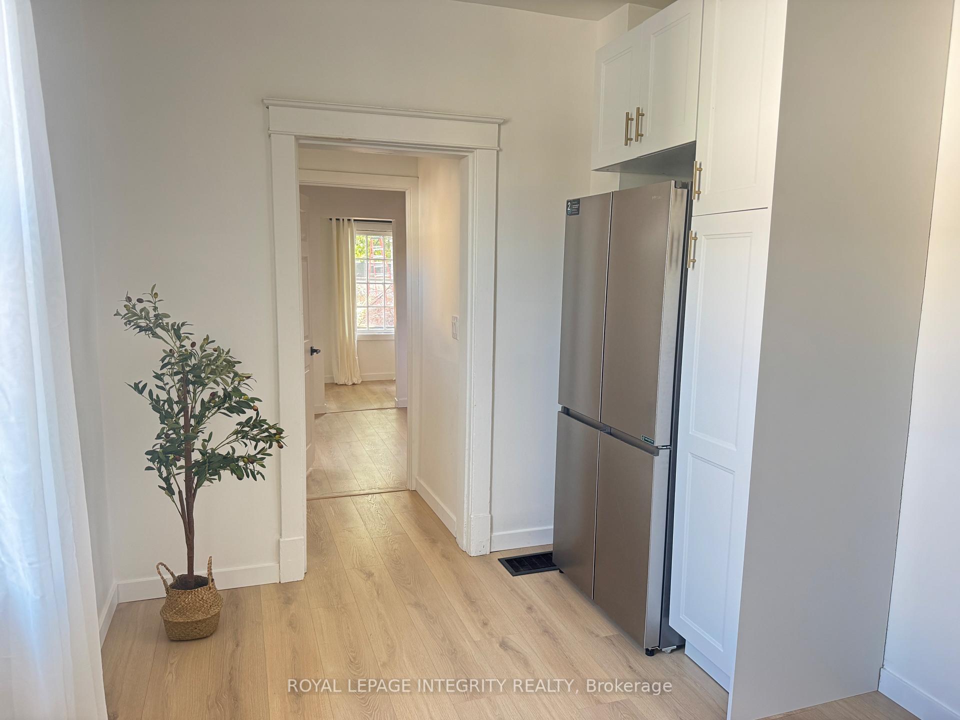 Photo 7 of Unit 1, 920 Gladstone Avenue, Ottawa, West Centre Town — HOMEH
