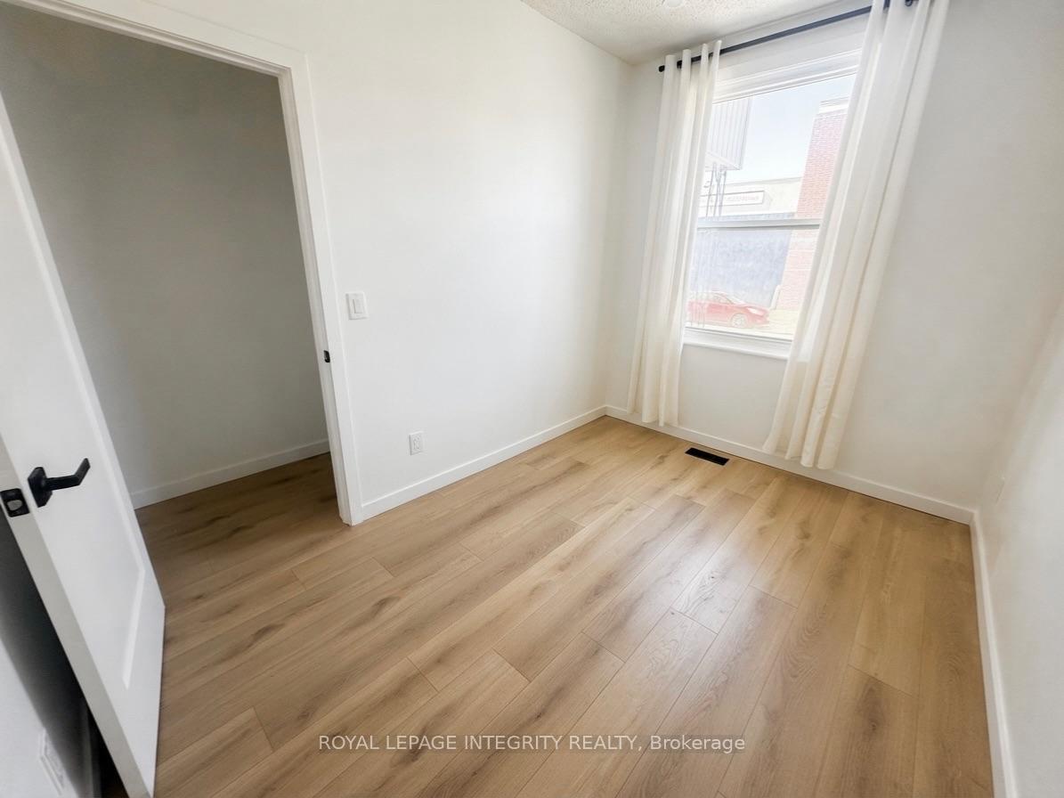 Photo 8 of Unit 1, 920 Gladstone Avenue, Ottawa, West Centre Town — HOMEH
