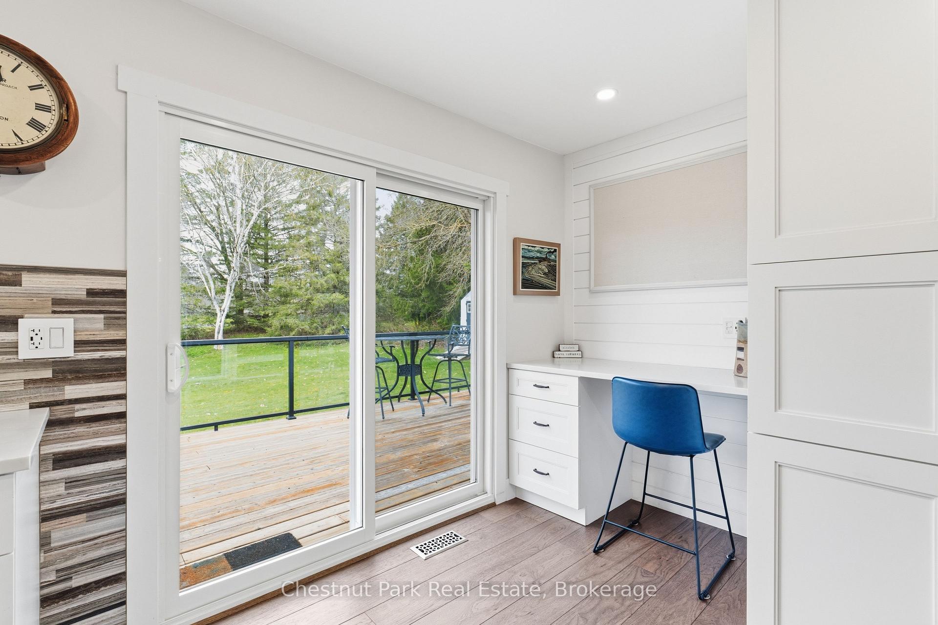 Photo 10 of 14 Curling Road, Bracebridge, Macaulay — HOMEH