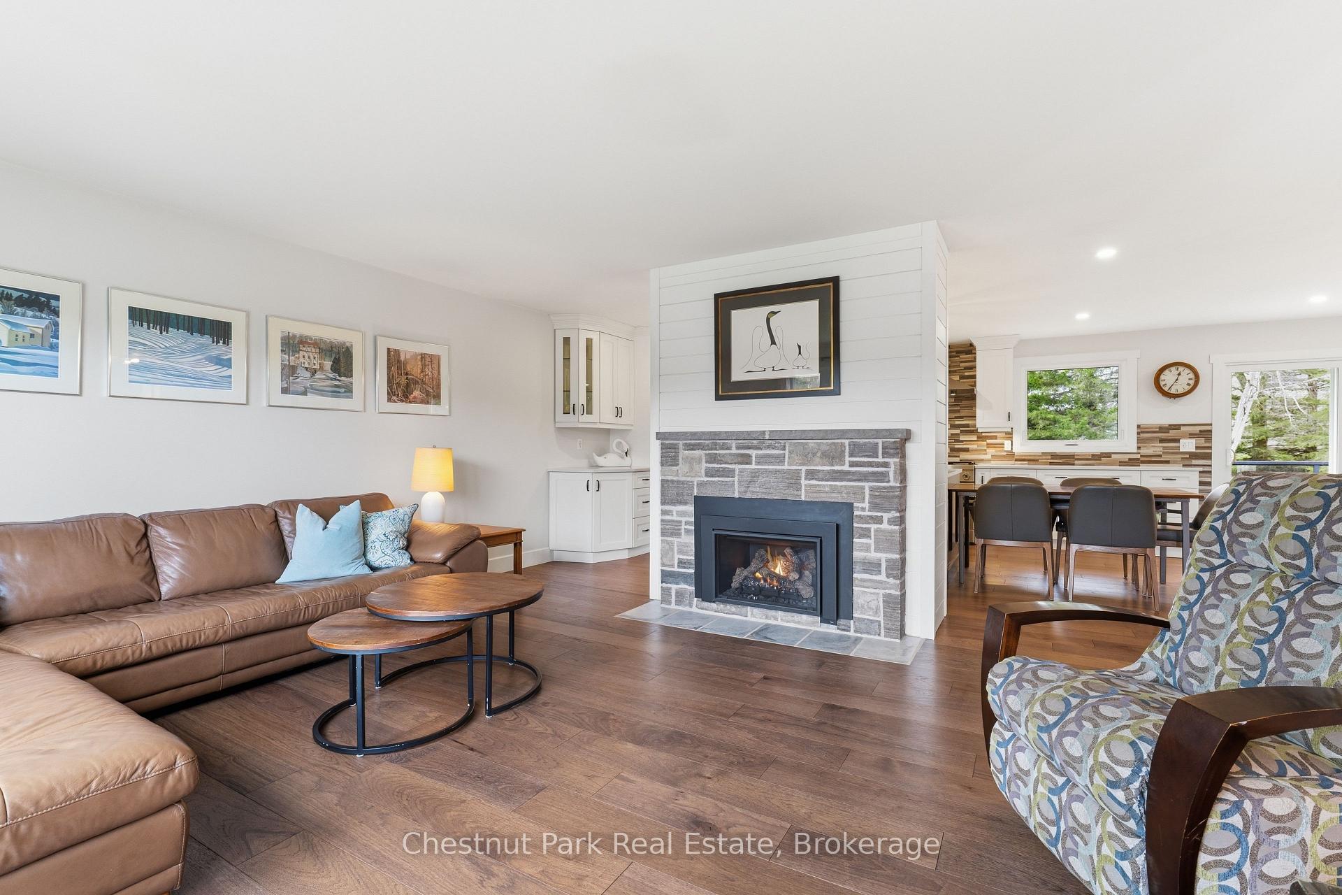 Photo 13 of 14 Curling Road, Bracebridge, Macaulay — HOMEH