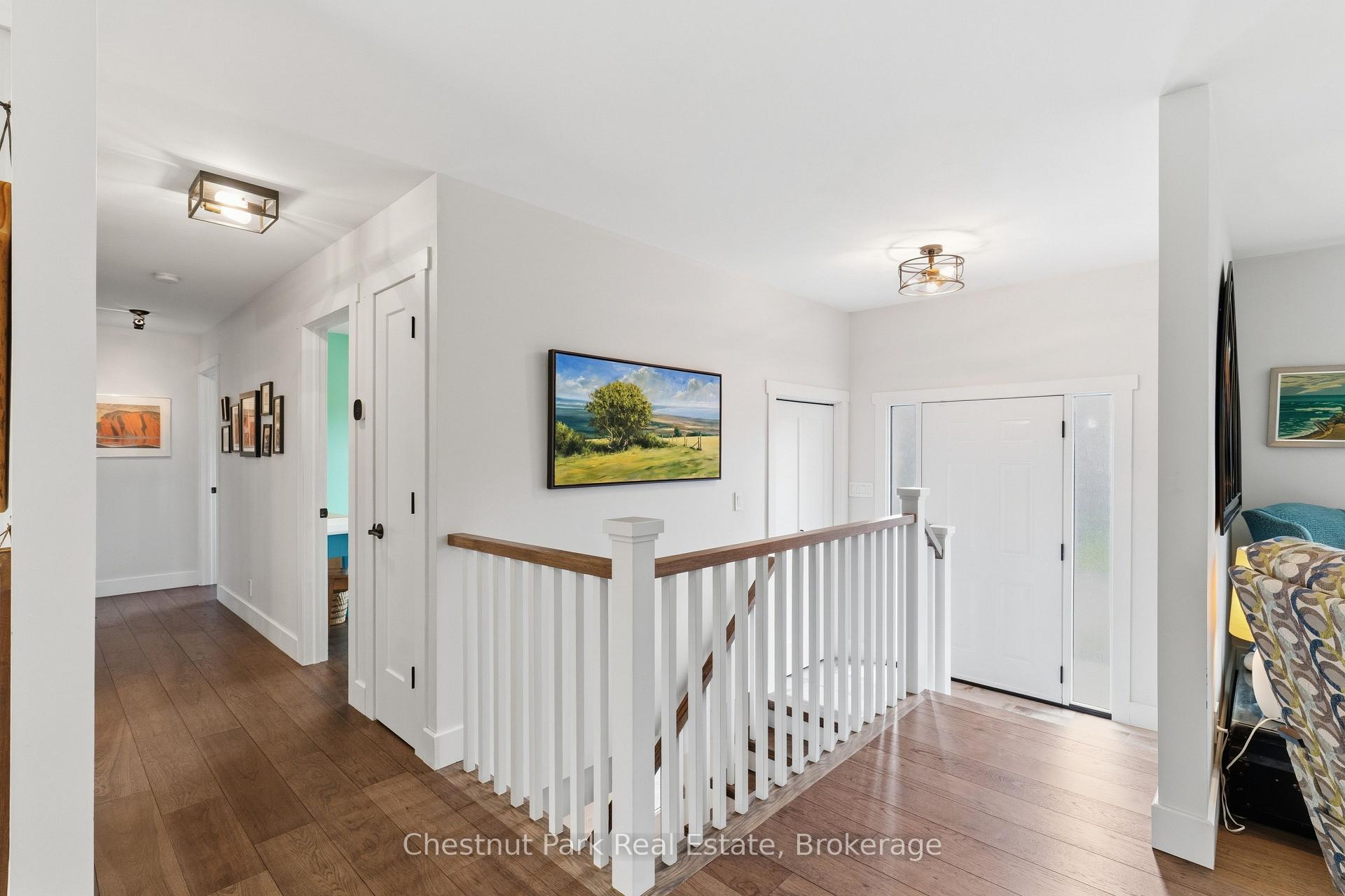 Photo 17 of 14 Curling Road, Bracebridge, Macaulay — HOMEH