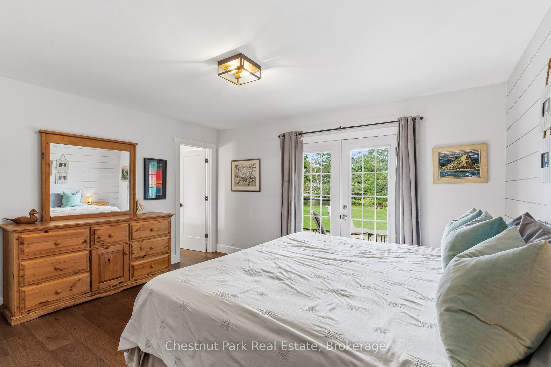Photo 19 of 14 Curling Road, Bracebridge, Macaulay — HOMEH