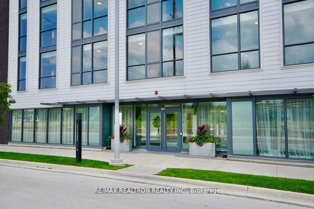 Photo 9 of Unit C404, 301 Sea Ray Avenue, Innisfil, Rural Innisfil — HOMEH