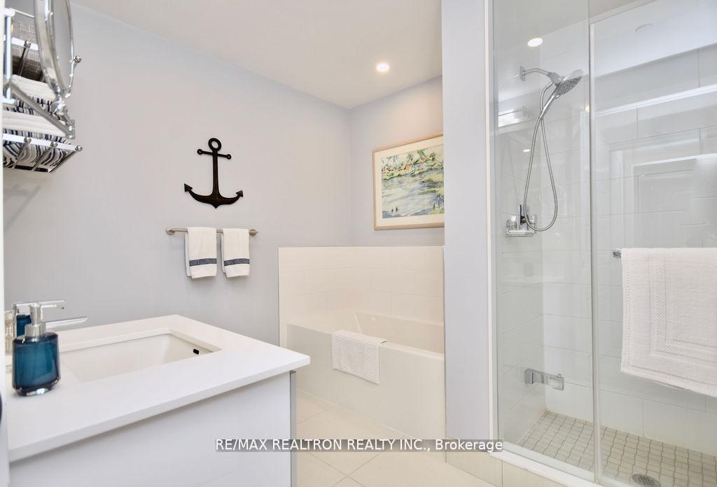 Photo 33 of Unit C404, 301 Sea Ray Avenue, Innisfil, Rural Innisfil — HOMEH