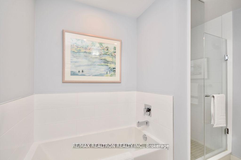 Photo 36 of Unit C404, 301 Sea Ray Avenue, Innisfil, Rural Innisfil — HOMEH