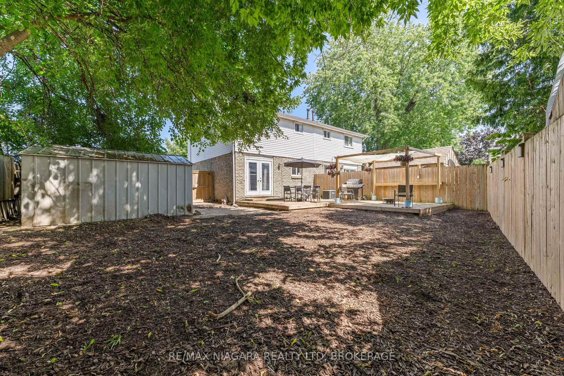 Photo 6 of 38 Mccordick Drive, St. Catharines, Lakeport — HOMEH