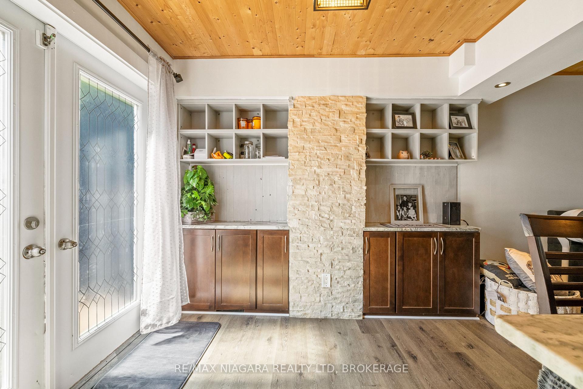 Photo 14 of 38 Mccordick Drive, St. Catharines, Lakeport — HOMEH