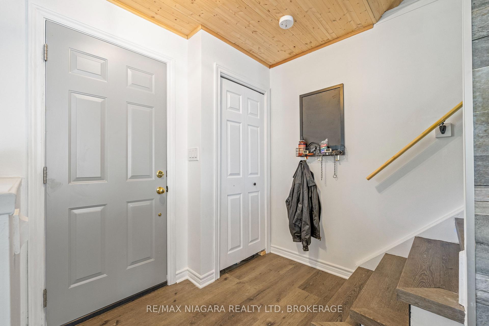 Photo 27 of 38 Mccordick Drive, St. Catharines, Lakeport — HOMEH